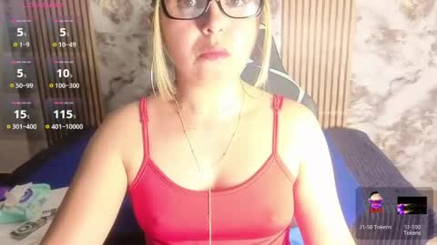 Snapshot of rosse_meyer chatting on 05/25/26, 08:04 MY NAME IS ROSSE online show from 05/25/26, 08:04