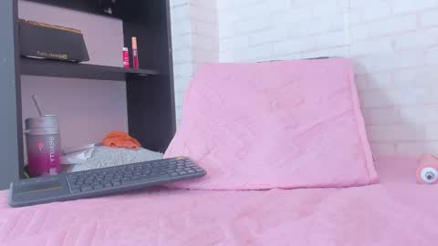 rosse_thompson11 online show from 02/27/25, 08:42