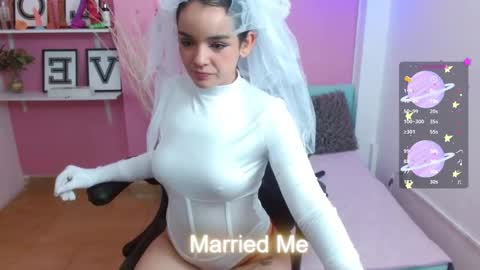 Snapshot of rossedaves_ chatting on 10/18/25, 11:55 Rosse online show from 10/18/25, 11:55