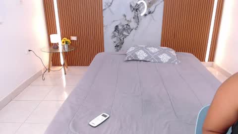 Rossi Hill online show from 03/28/26, 12:05