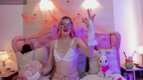 Snapshot of rossiie_hunt_ chatting on 10/31/25, 08:10 rossiie_hunt_ online show from 10/31/25, 08:10