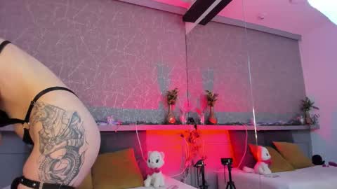 rossiie_hunt_ online show from 03/06/26, 01:18