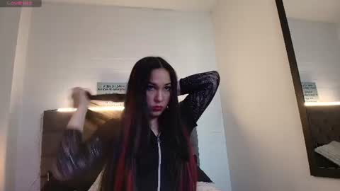 Snapshot of rossy_marks chatting on 06/19/26, 02:38 rossy_marks online show from 06/19/26, 02:38