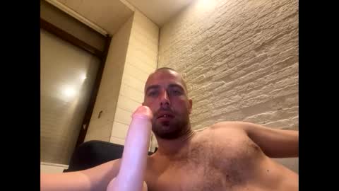 rotteei1 online show from 09/28/25, 06:19