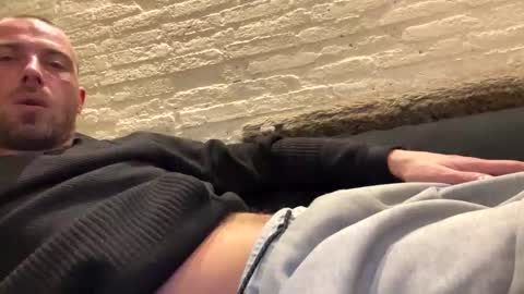 rotteei1 online show from 02/16/26, 09:22