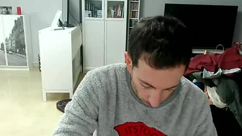 Snapshot of roubarixx chatting on 01/17/25, 09:17 roubarixx online show from 01/17/25, 09:17