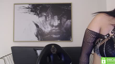 Snapshot of rouse_darkk chatting on 01/27/25, 11:22 rouse darkk online show from 01/27/25, 11:22