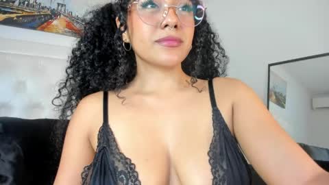 rouse_sexy_hotxx77 online show from 05/15/26, 11:34