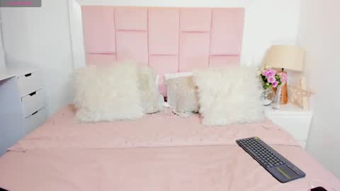 Valeria online show from 01/19/25, 08:18