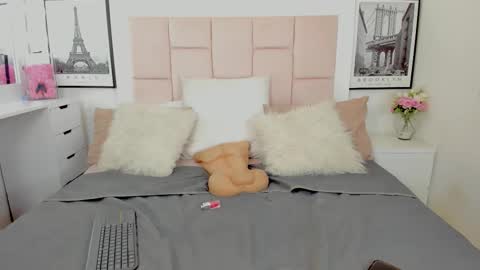 Valeria online show from 09/26/25, 05:33