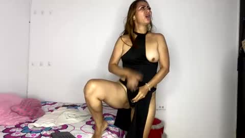 Snapshot of rousemilf4u chatting on 03/01/25, 11:39 rouse online show from 03/01/25, 11:39