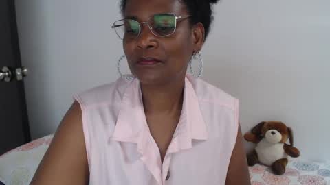 luxa online show from 02/03/25, 04:20