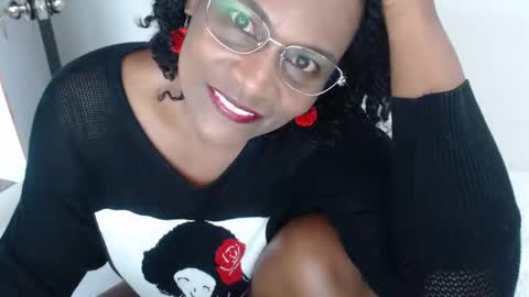 luxa online show from 03/12/25, 08:52