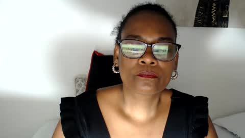 luxa online show from 05/31/26, 07:59