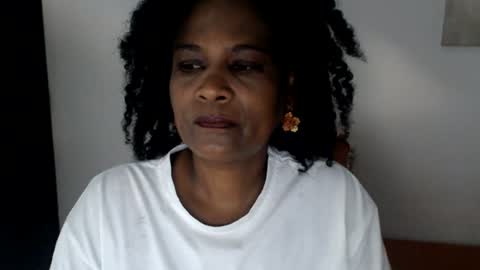 Snapshot of roushlove chatting on 07/08/26, 11:37 luxa online show from 07/08/26, 11:37