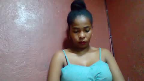 Snapshot of rovaelyah chatting on 10/02/25, 05:53 rovaelyah online show from 10/02/25, 05:53