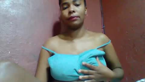 Snapshot of rovaelyah chatting on 10/03/25, 06:21 rovaelyah online show from 10/03/25, 06:21