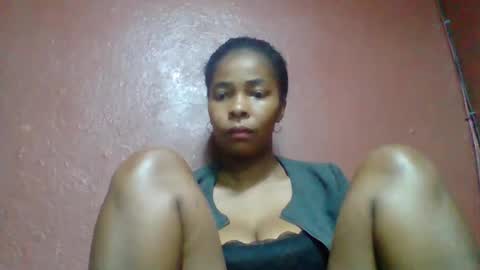 Snapshot of rovaelyah chatting on 10/09/25, 05:38 rovaelyah online show from 10/09/25, 05:38