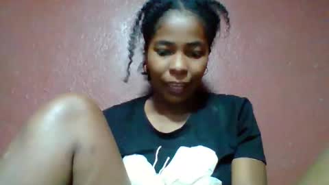 Snapshot of rovaelyah chatting on 01/13/26, 06:08 rovaelyah online show from 01/13/26, 06:08