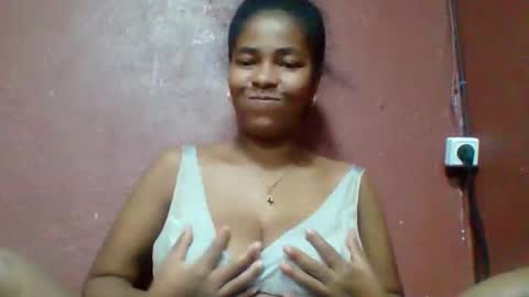 rovaelyah online show from 03/25/26, 05:30