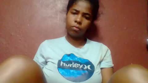 rovaelyah online show from 04/12/26, 02:38