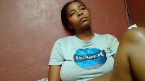 rovaelyah online show from 04/15/26, 02:29