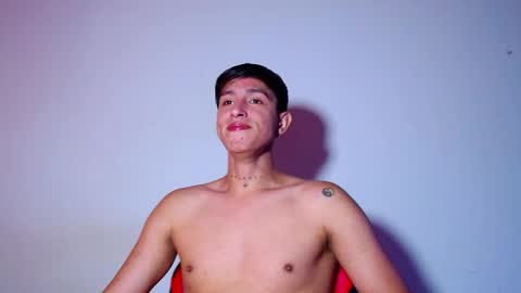 rowanboy23 online show from 05/29/26, 04:05