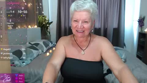 Roxana online show from 04/23/26, 02:13