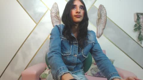 Snapshot of roxana_cyrano chatting on 01/09/25, 11:13 online show from 01/09/25, 11:13