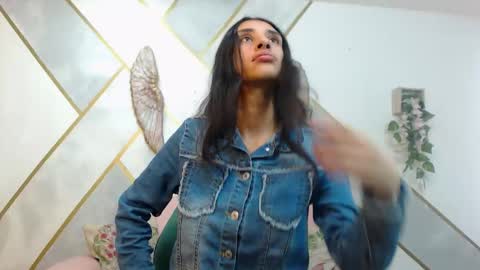 Snapshot of roxana_cyrano chatting on 11/14/25, 07:12 online show from 11/14/25, 07:12