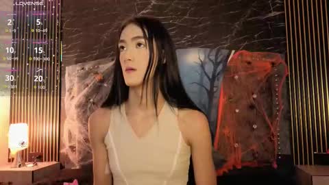 roxana_scottt online show from 10/18/25, 11:11