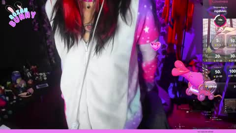 roxxy online show from 02/18/25, 10:49