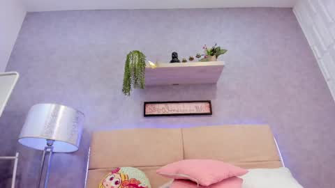 roxanebrown online show from 05/19/26, 01:56