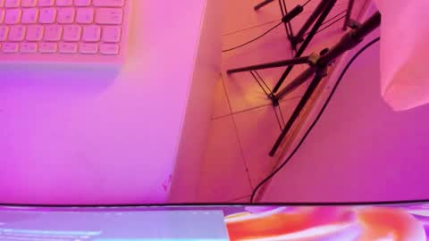 Roxane online show from 02/11/26, 03:22