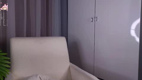 Anna Lokiss online show from 02/03/26, 06:40