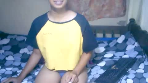 Snapshot of roxanne_98 chatting on 02/25/25, 02:14 roxanne_98 online show from 02/25/25, 02:14