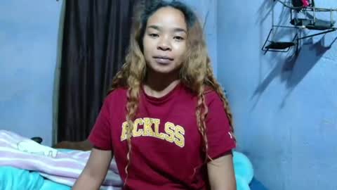 roxanne_98 online show from 07/10/26, 03:22