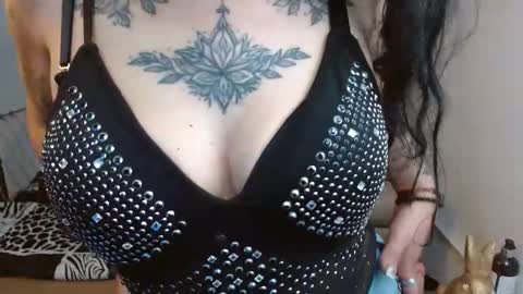 Roxanne online show from 01/17/26, 08:12