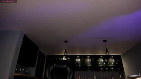 Roxanne Hill  online show from 12/21/25, 11:50