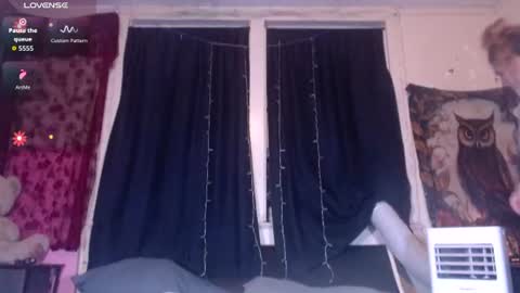 Snapshot of roxanneroulette chatting on 07/03/26, 04:41 Silver online show from 07/03/26, 04:41