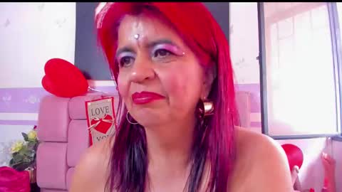 Snapshot of roxettemature chatting on 02/12/25, 02:54 RoxetteMature online show from 02/12/25, 02:54