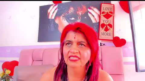 Snapshot of roxettemature chatting on 02/18/25, 05:53 RoxetteMature online show from 02/18/25, 05:53