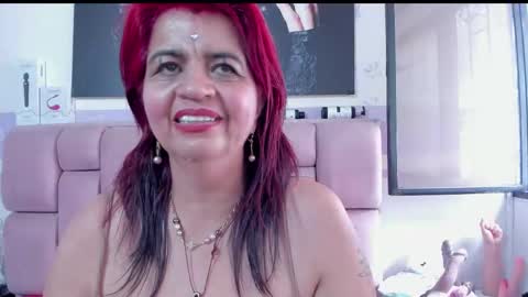 Snapshot of roxettemature chatting on 03/07/25, 05:49 RoxetteMature online show from 03/07/25, 05:49