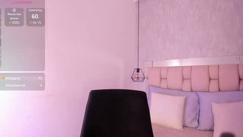 Roxie  online show from 01/11/25, 12:01