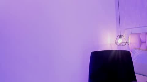 Roxie  online show from 02/13/25, 10:54