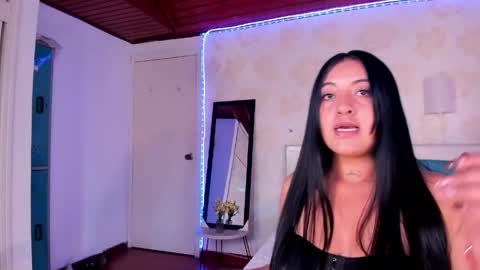 roxie_wild online show from 04/11/26, 08:46