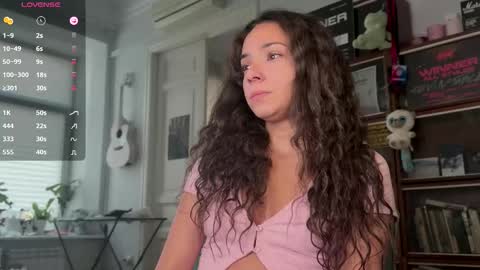 Snapshot of roxieflexie chatting on 10/12/25, 05:17 Roxie online show from 10/12/25, 05:17