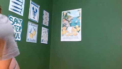 Roxie online show from 10/21/25, 02:12