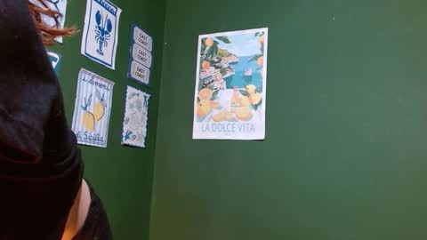 Roxie online show from 12/17/25, 01:55