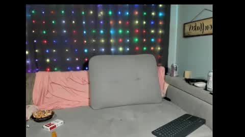 roxihazeleyes online show from 02/17/25, 03:15